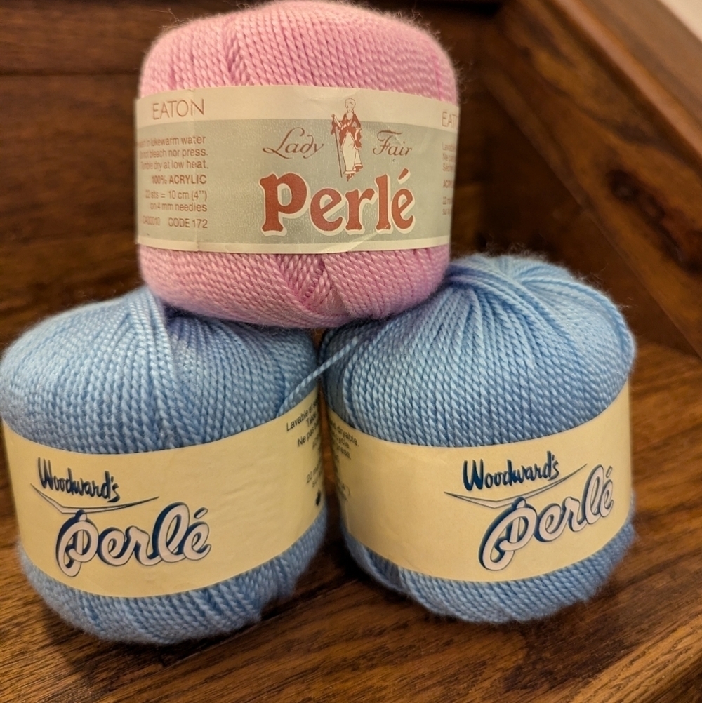 Vintage Perle Acrylic yarn 3x 50g 2 blue 1 pink